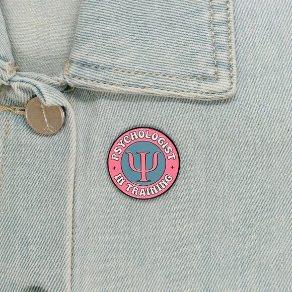 ⭐Psychology Degree Design Enamel Pins Psychological Logo Creative Brooches Gift⭐ - Picture 1 of 5